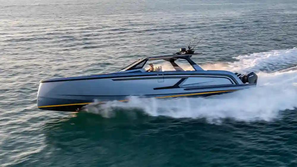 Vanquish Yachts VQ55 Sports Line Outboard For Sale