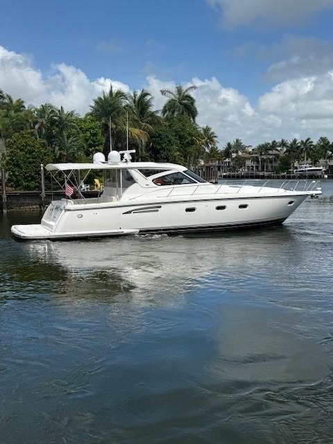 2000-tiara-yachts-5200-express-power-9872648-20250718091531961-1.jpg