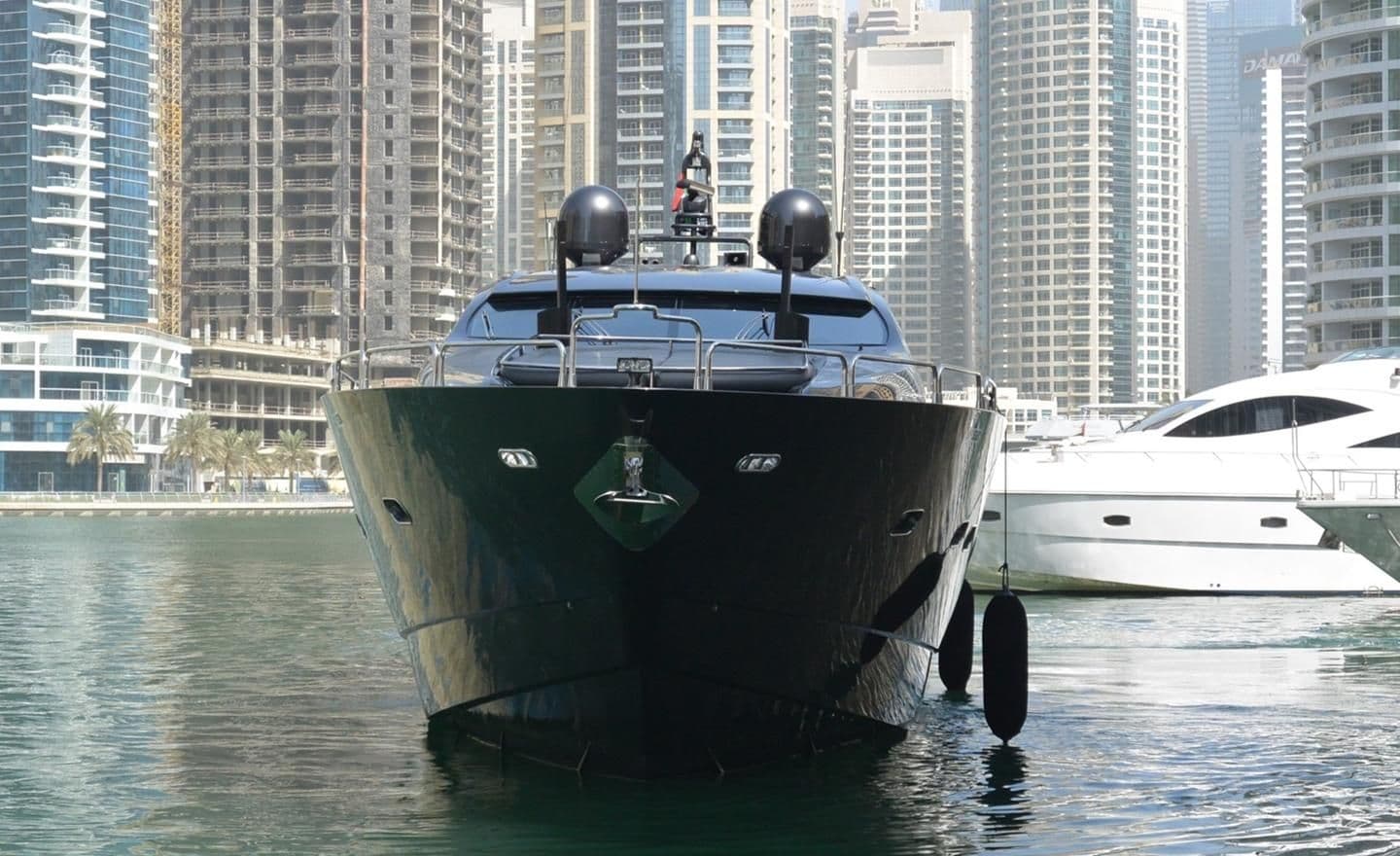 2004 Sunseeker Predator 95 te koop in Dubai, AE Motor Yacht 4