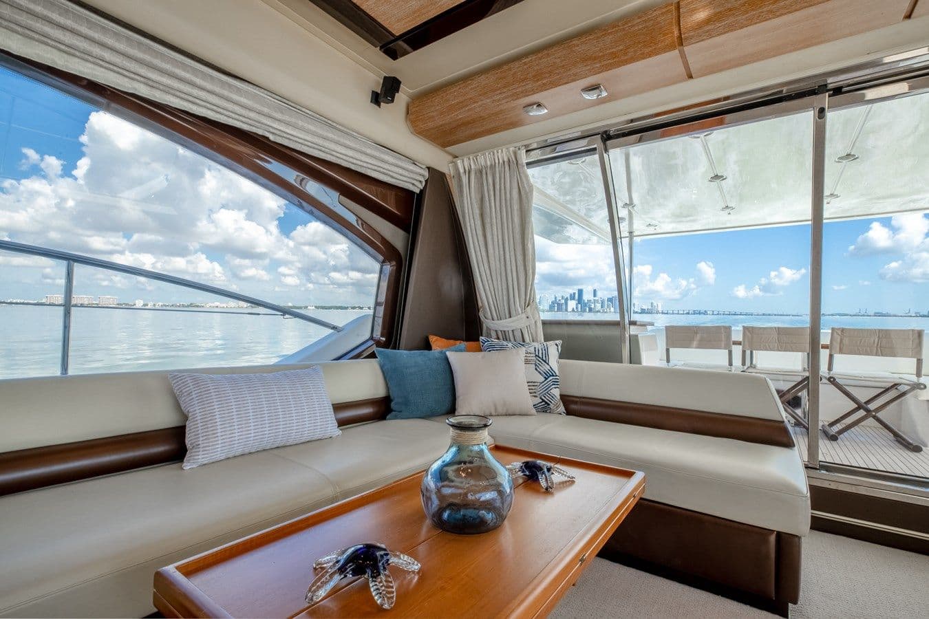 2012 Azimut 70 for Sale in Pompano Beach, Florida Flybridge 3