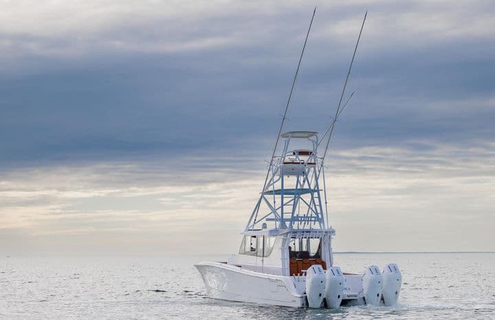 Invincible 46 Pilothouse for Sale