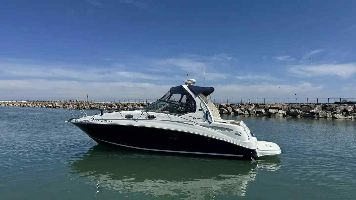 Yacht
