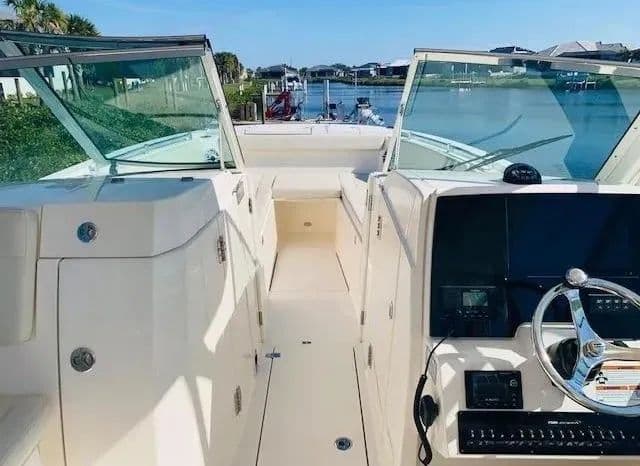 Cobia 330 DC à vendre