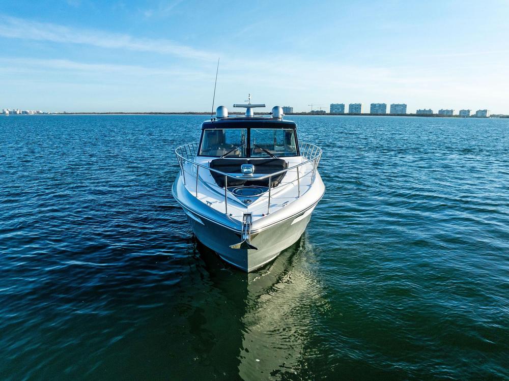 2017-cruisers-yachts-45-cantius-power-9619195-20241210081202700-1_XLARGE.jpg