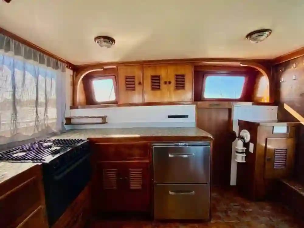 1977 Marine Trader 40 Double Cabin for Sale in Key Largo, Florida Trawler 2