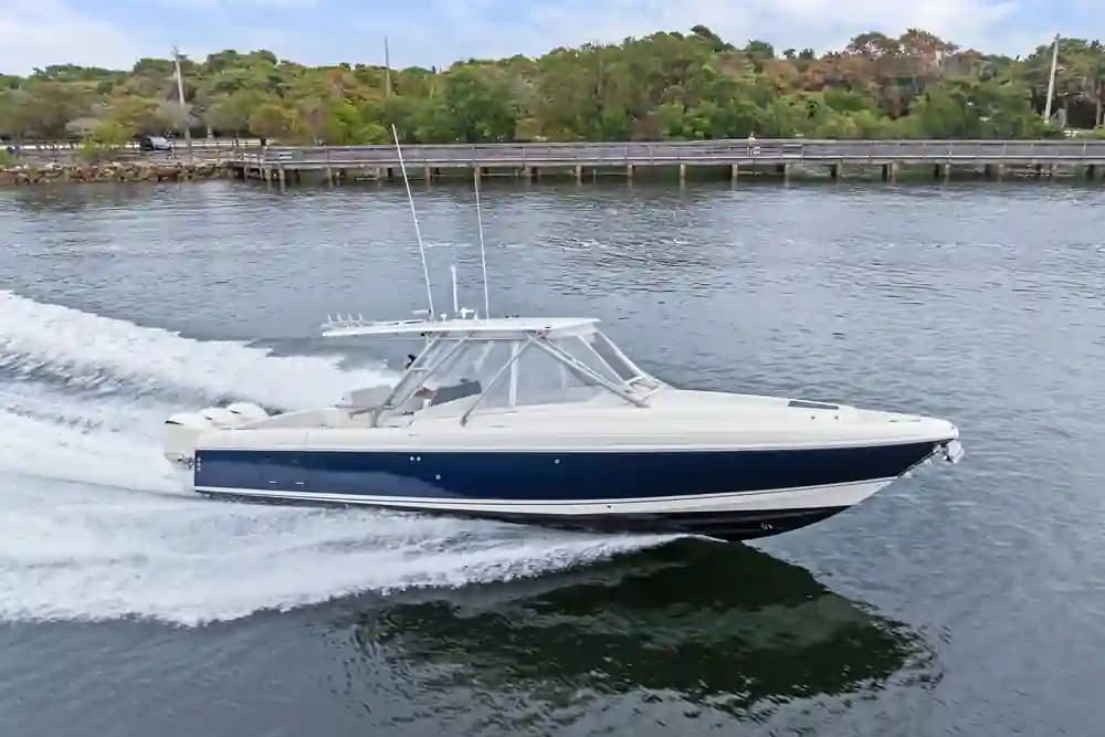 Intrepid Powerboats 370 Cuddy te koop