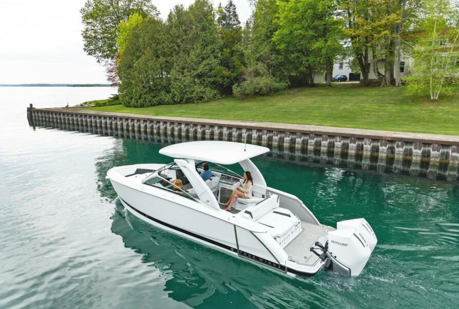 Four Winns H9 OB For Sale