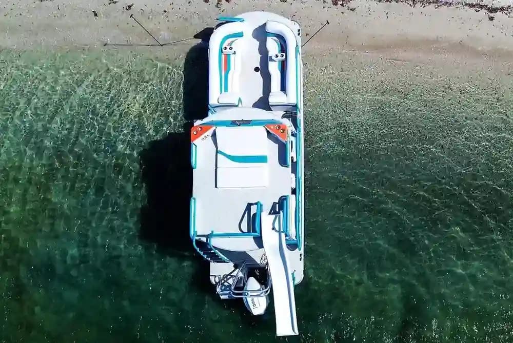 Aloha 260 Paradise Sundeck for Sale