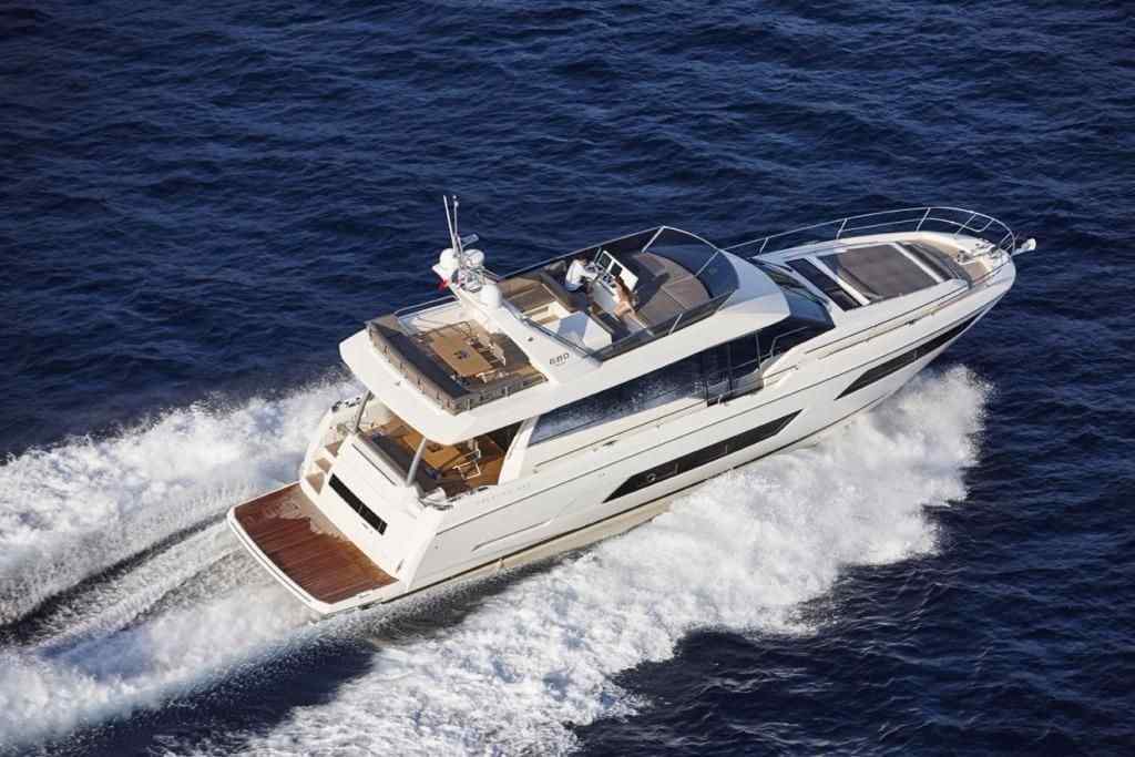 Yacht