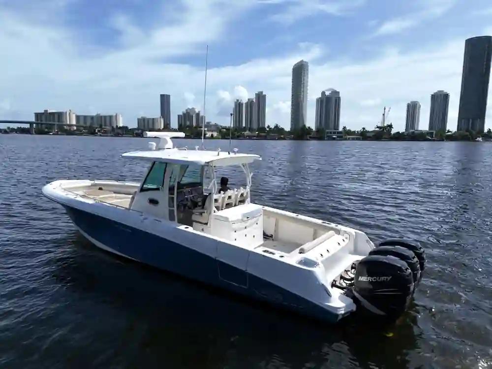 Boston Whaler 350 Outrage For Sale