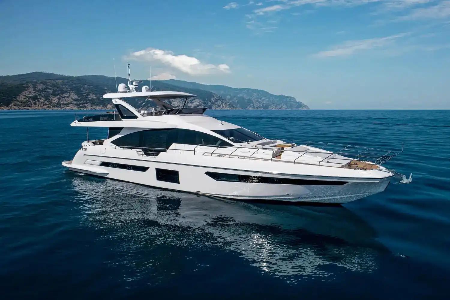 Azimut Grande 25 Metri For Sale