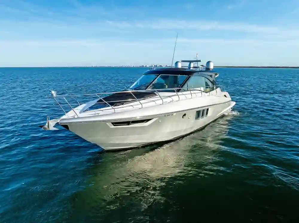 Cruisers Yachts 45 Cantius for Sale