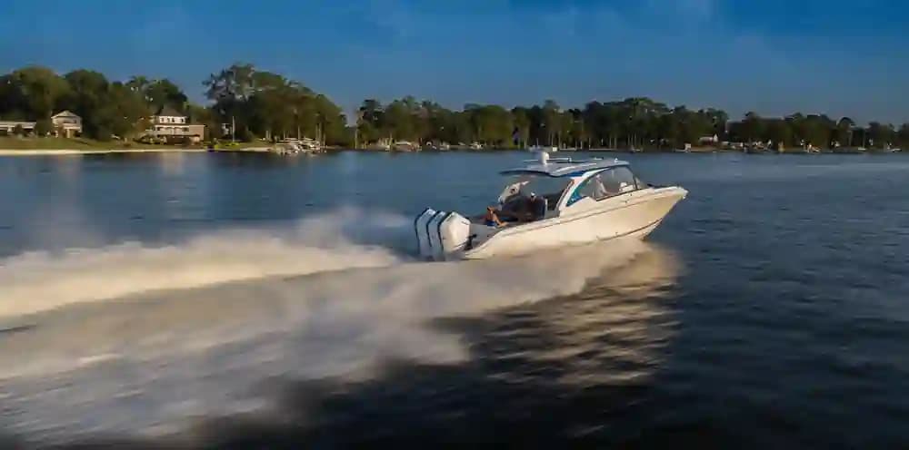 Fountain Powerboats 39 DX for Sale