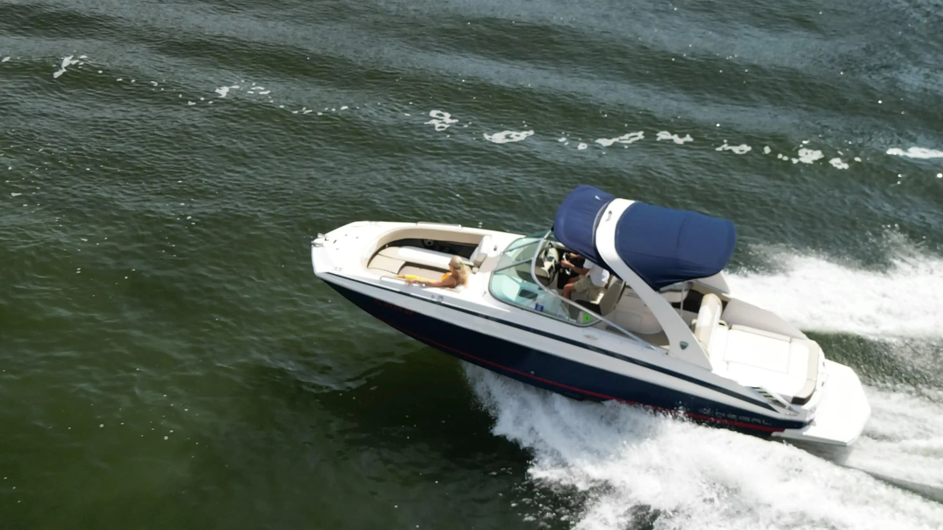 Regal 2700 Bowrider for Sale