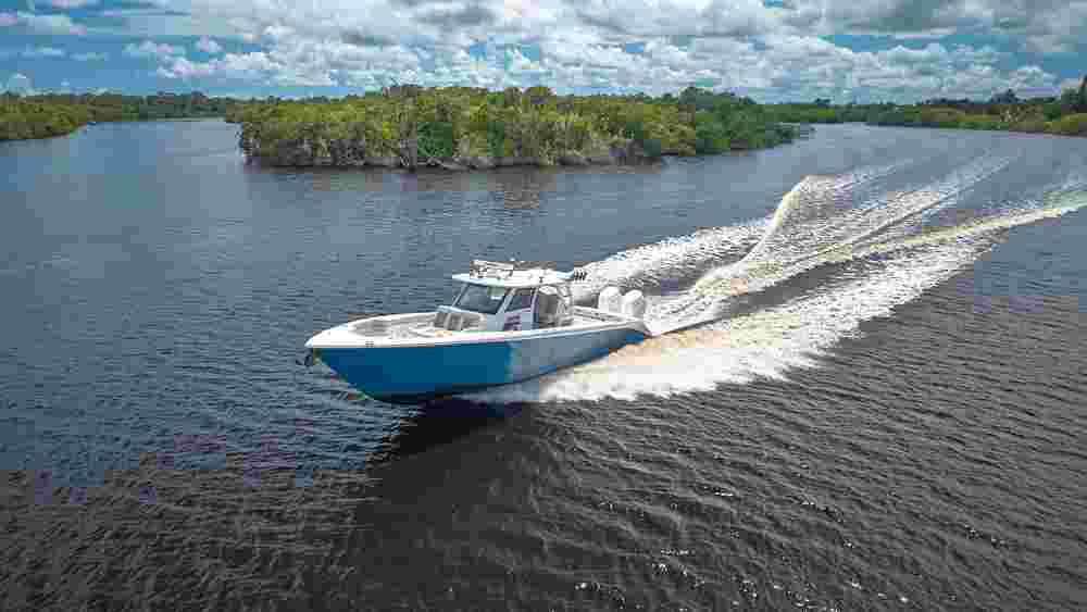 2022 SŌLACE Boats 41 CS