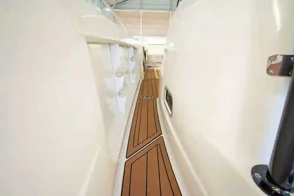 Jeanneau Leader 9.0 CC for Sale