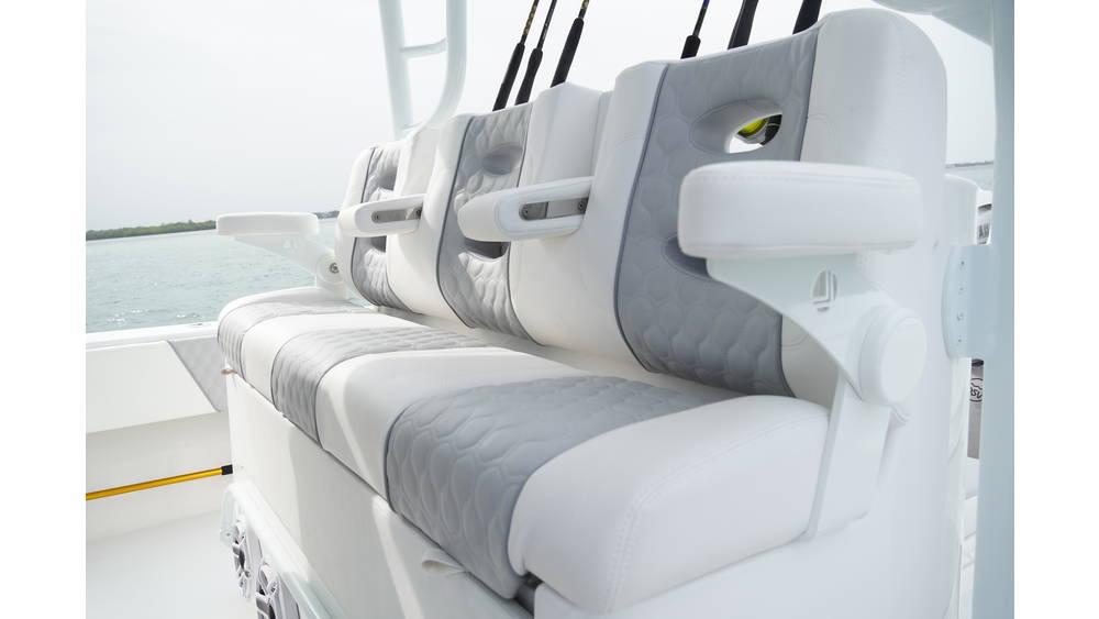 44CBOption-LlebrocSecondRowBenchSeat.JPG