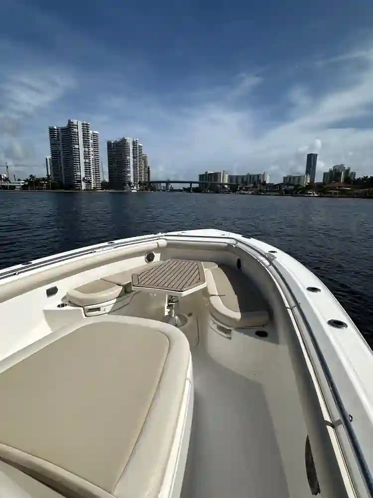 2017 Boston Whaler 350 Outrage for Sale in Hallandale Beach, Florida Freshwater Fishing 2