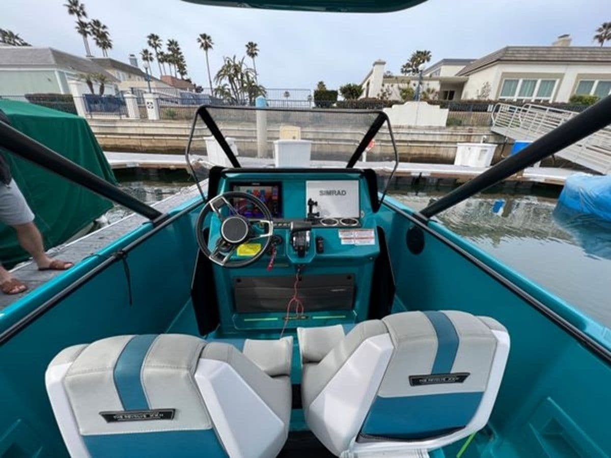 2021 Axopar x Jobe The Revolve XXII te koop in San Diego, California Center Console 3