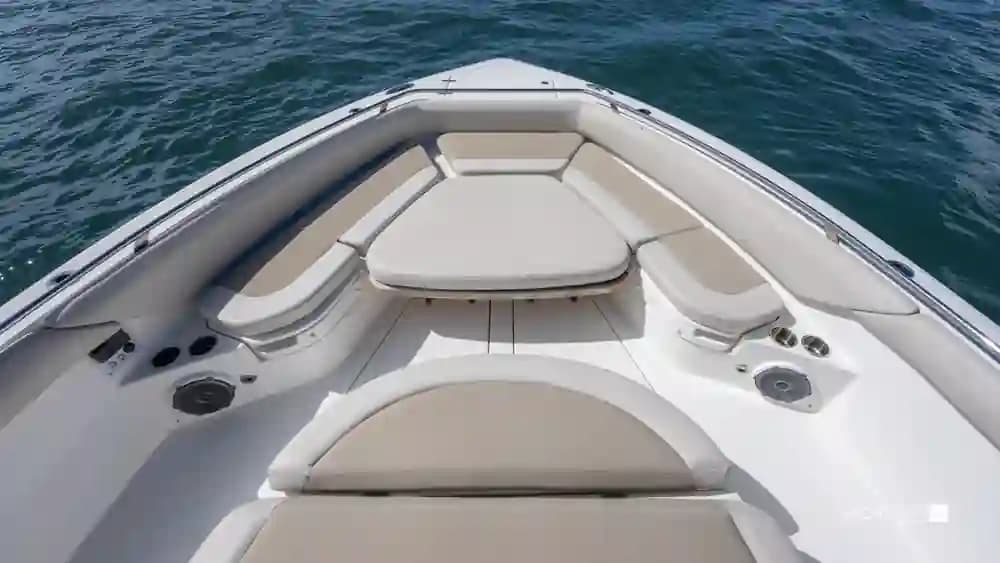 Boston Whaler 420 Outrage for Sale