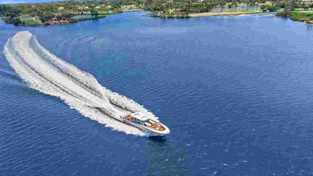 2023 HCB 65 Estrella