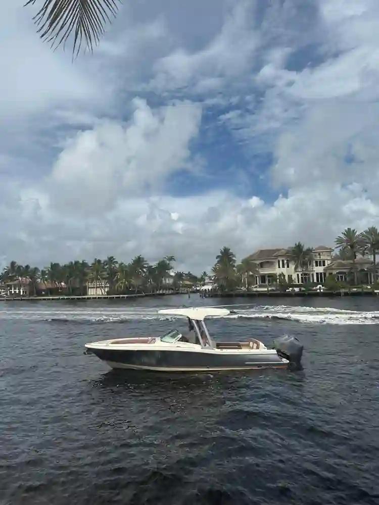 Chris-Craft Calypso 26 For Sale