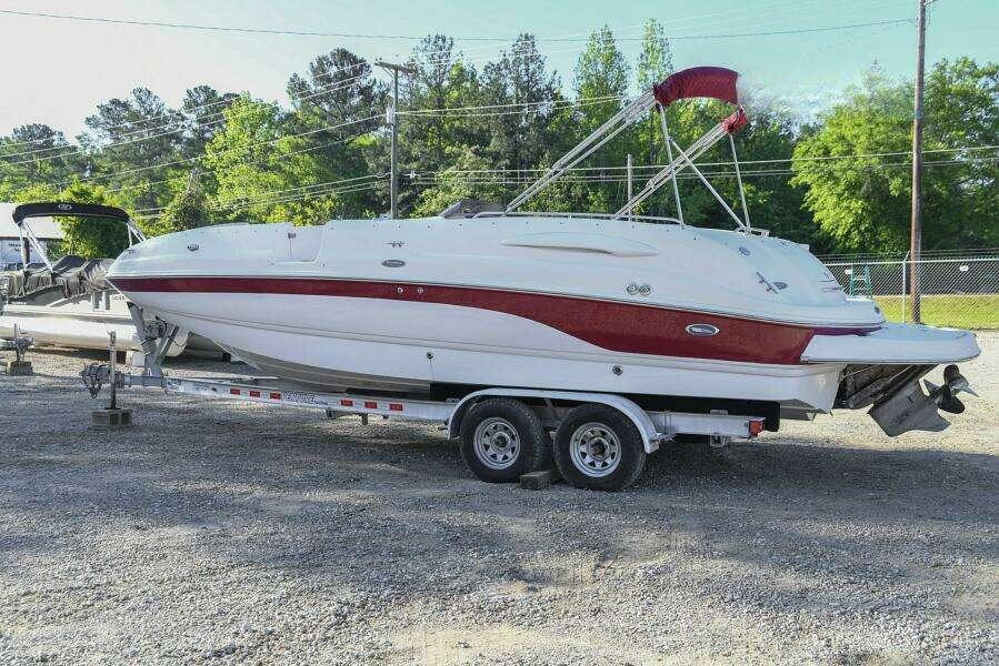 2005 Chaparral Sunseta 252