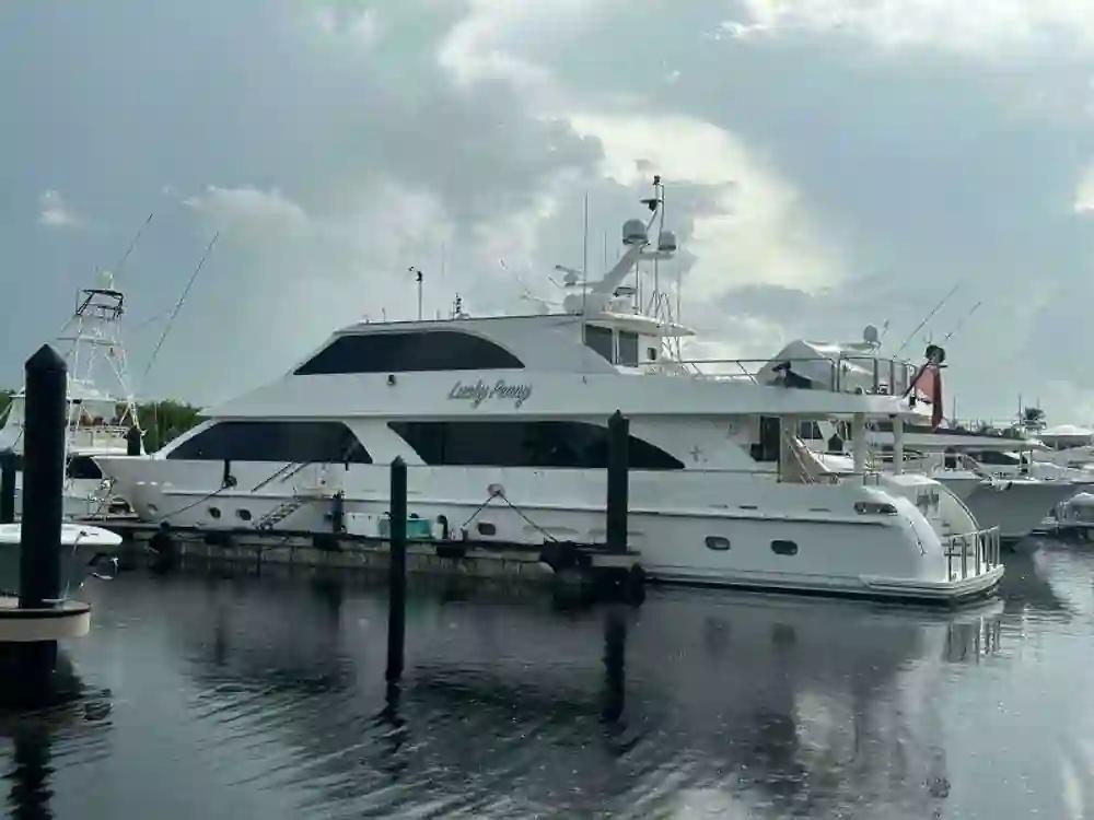 Hargrave 94 Sky Lounge For Sale