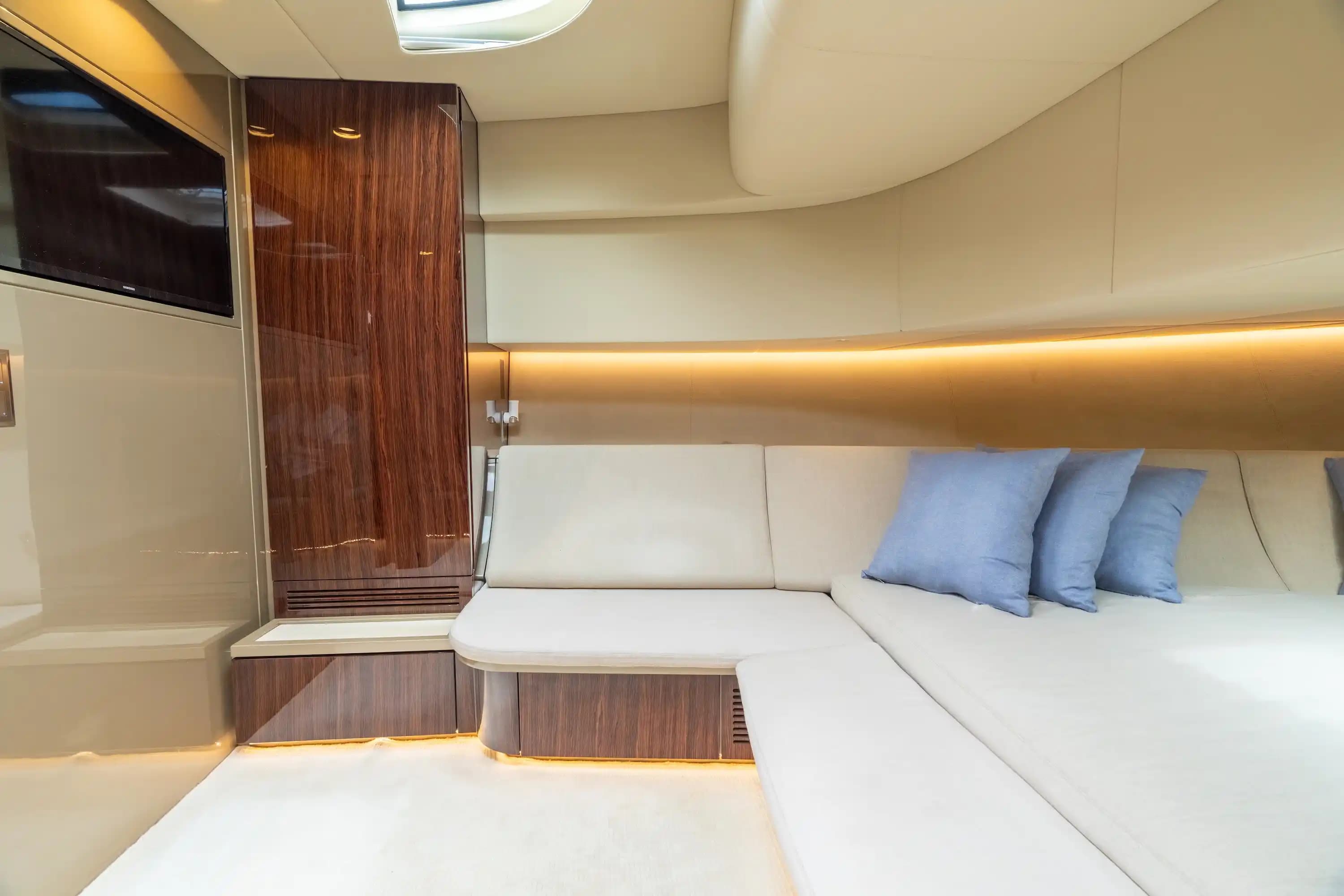 2019 CNM Continental 54 for Sale in Fort Lauderdale, Florida Motor Yacht 3