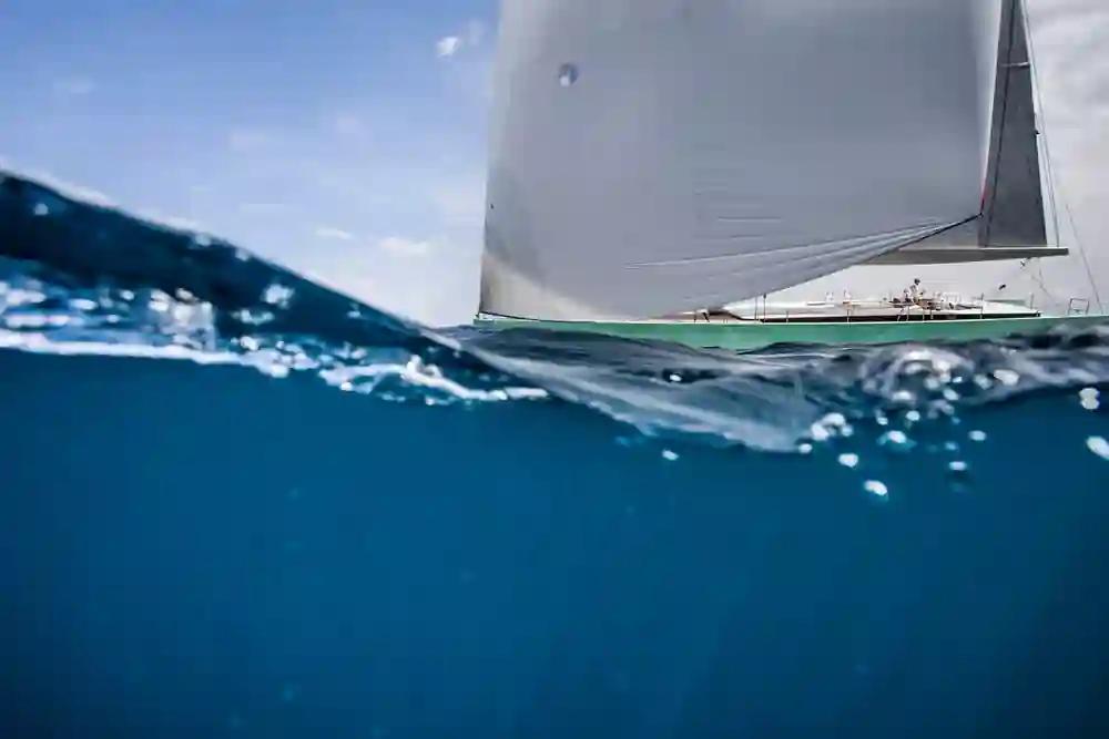 Y Yachts Y8 a la venta