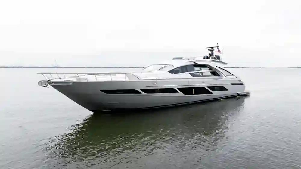 Pershing 9X zum Verkauf