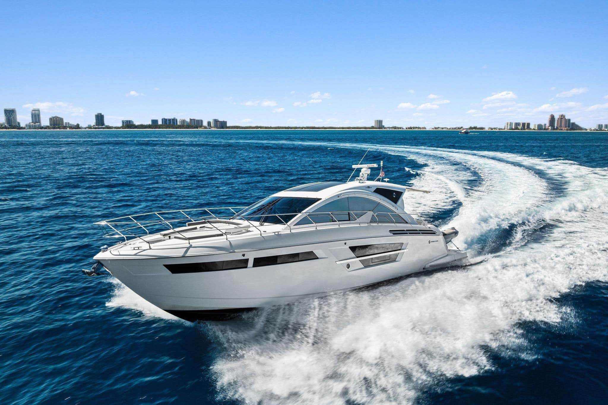 Cruisers Yachts 54 Cantius te koop