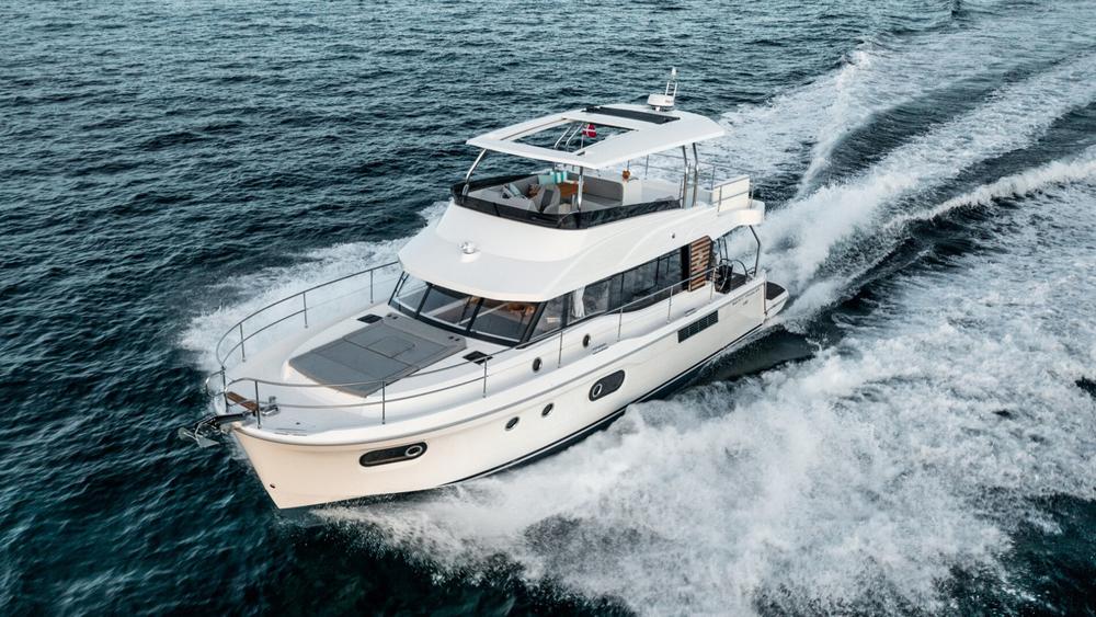 2026 Beneteau Swift Trawler 48