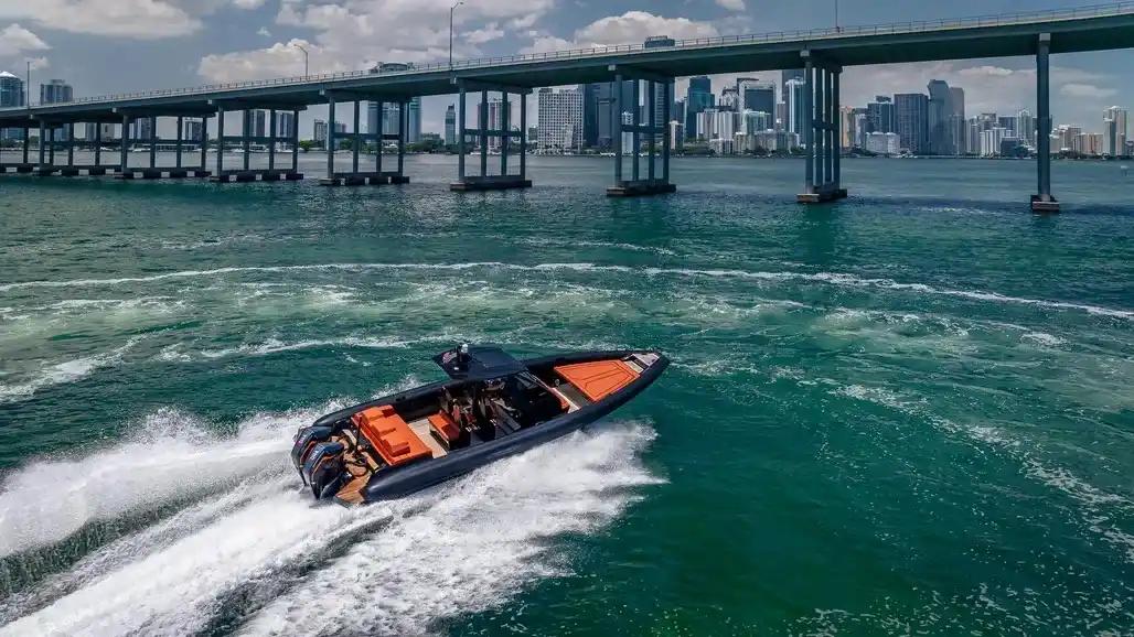 Technohull GTX in vendita