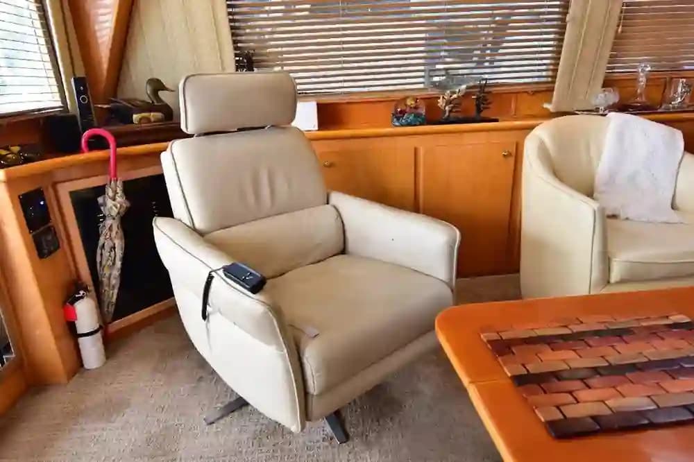 2004 Navigator 57 Rival for Sale in Fort Lauderdale, Florida Motor Yacht 3