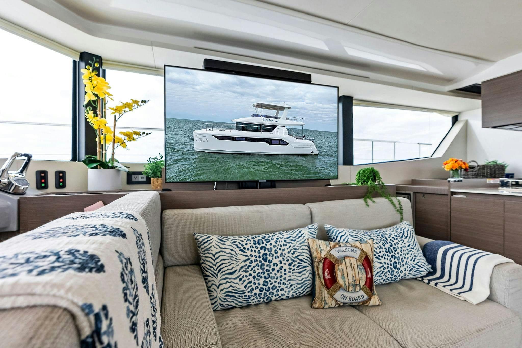 Leopard Catamarans 53 Powercat for Sale