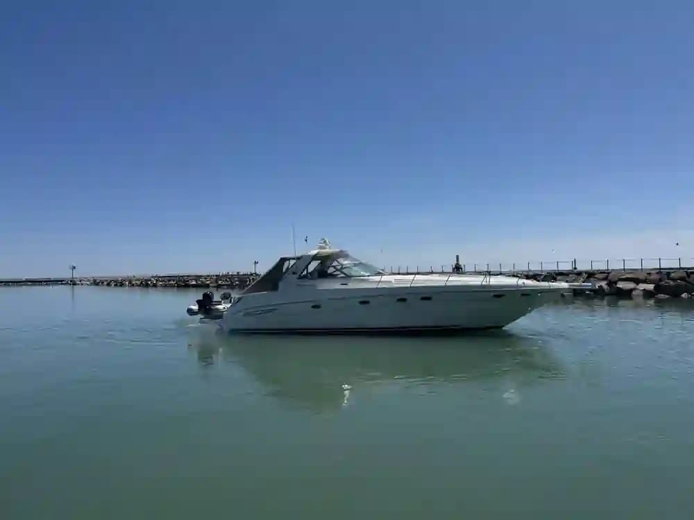 Sea Ray Sundancer 460 for Sale
