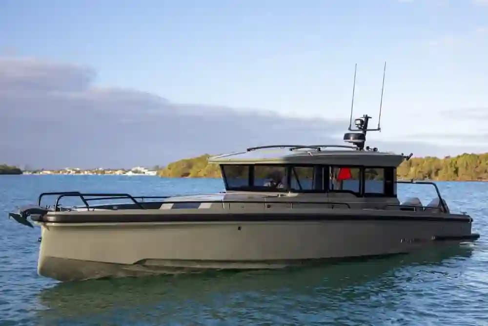 2024 Brabus Marine Shadow 900 XC Cross Cabin for Sale in Sarasota, Florida Motor Yacht 2