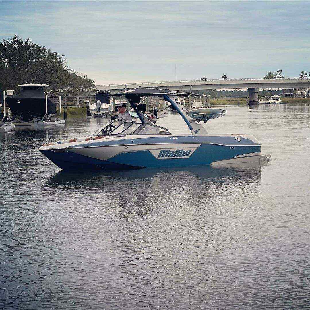 Yacht
