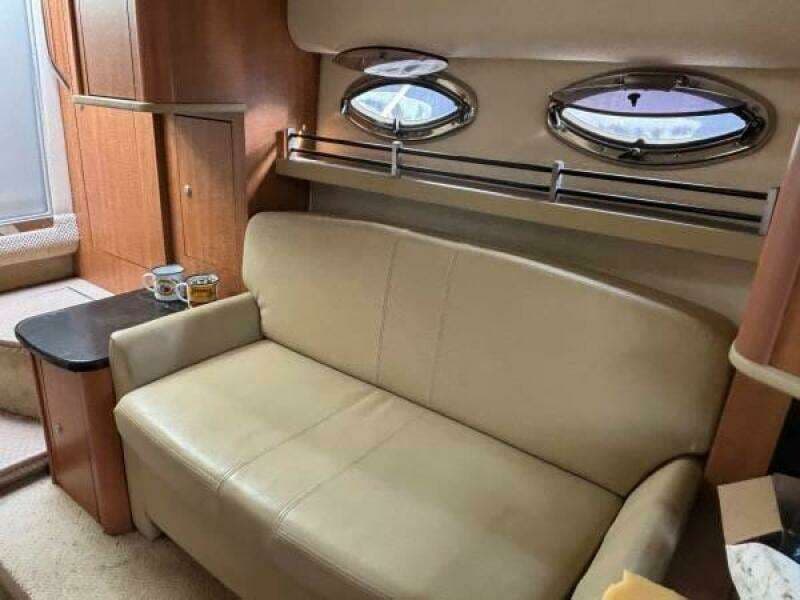 2006 Sea Ray 290 Sundancer for Sale in Clayton, New York Express Cruiser 4