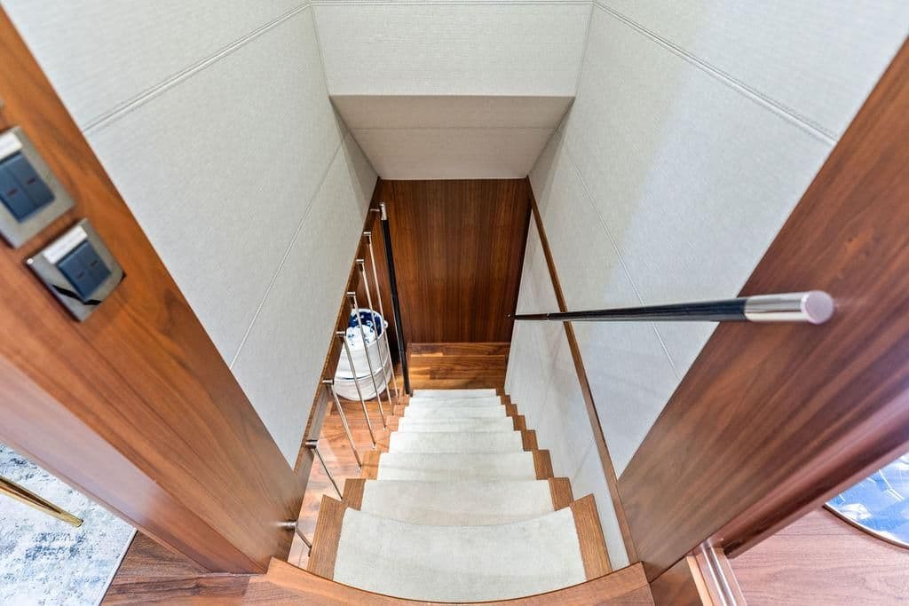 2019 Sunseeker 86 Yacht for Sale in Fort Lauderdale, Florida Flybridge 2