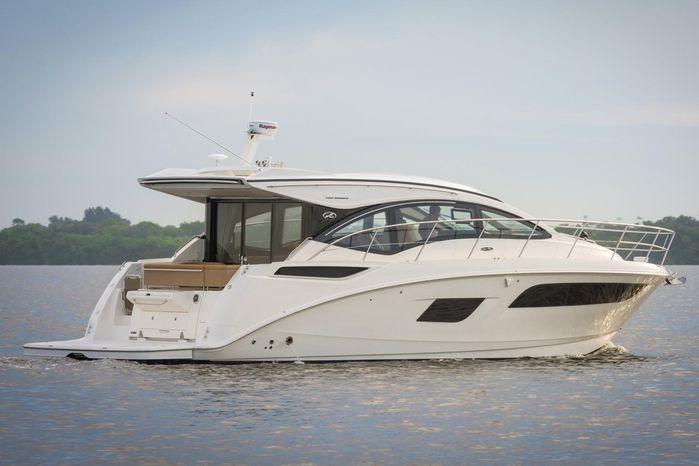 2017 Sea Ray Sundancer 400