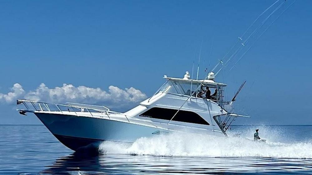 1999 Viking Yacht Convertible 55