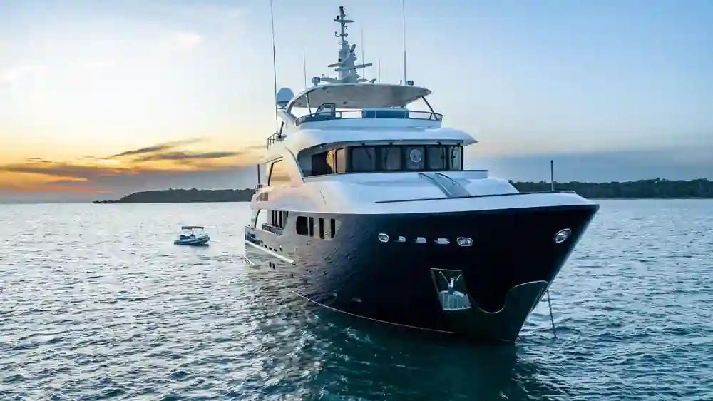 Jade Yachts 95' For Sale