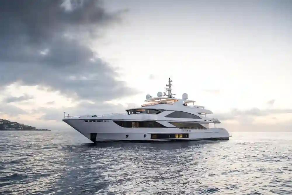 Majesty Yachts 140 For Sale