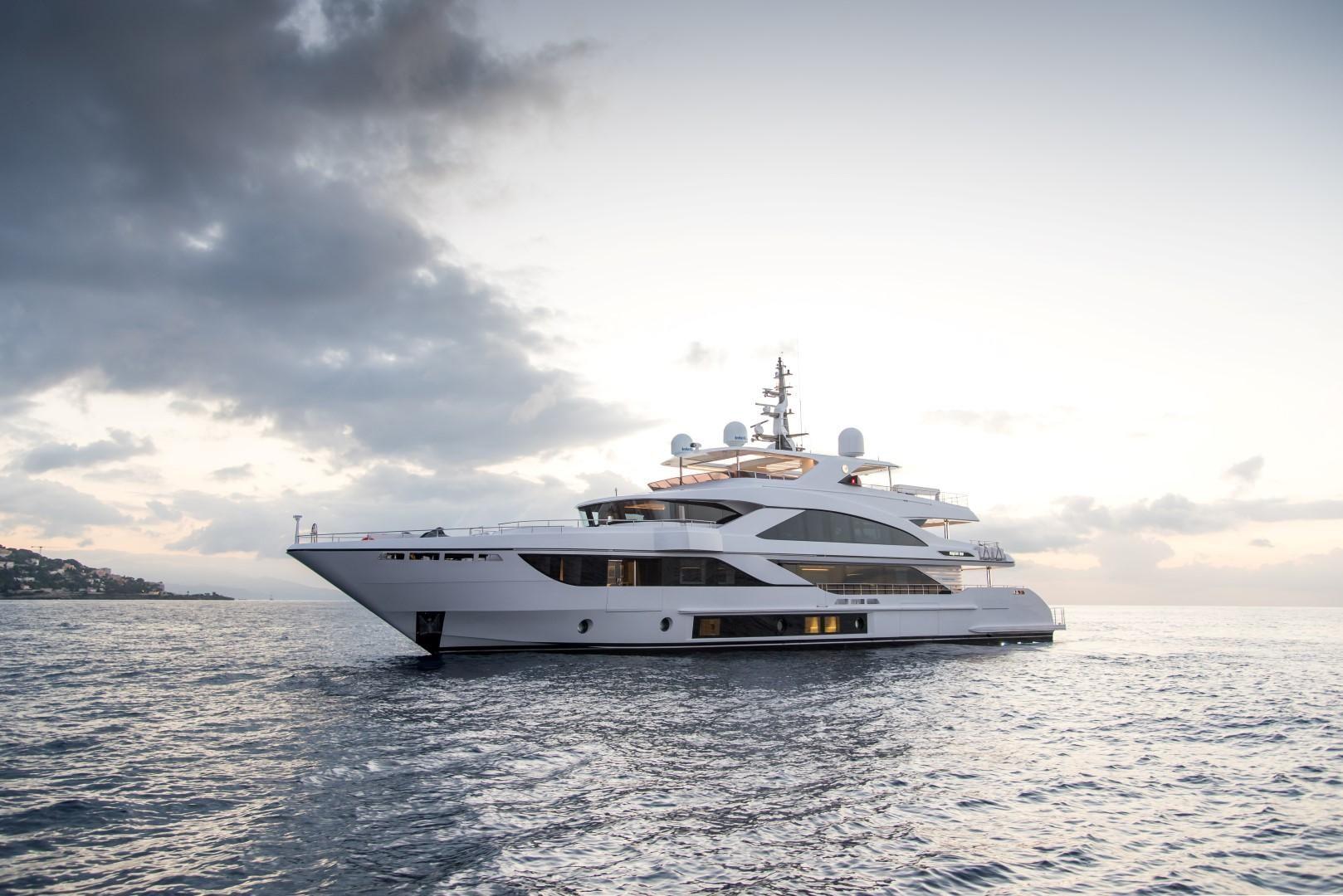 Majesty Yachts 140 For Sale