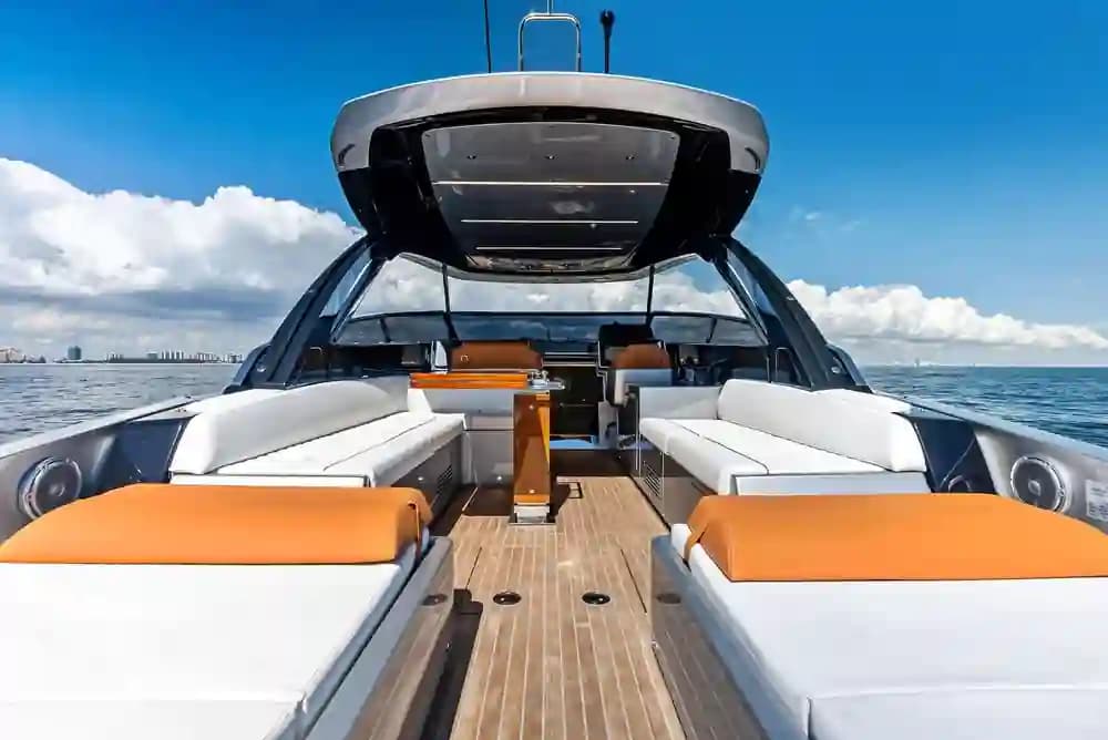 2022 Riva Dolceriva te koop in Fort Lauderdale, Florida Motor Yacht 2