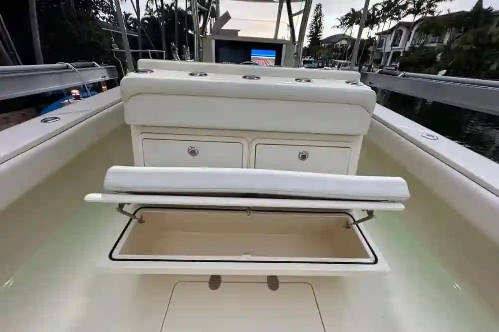2013 Bahama 41 zum Verkauf in Lighthouse Point, Florida Center Console 2