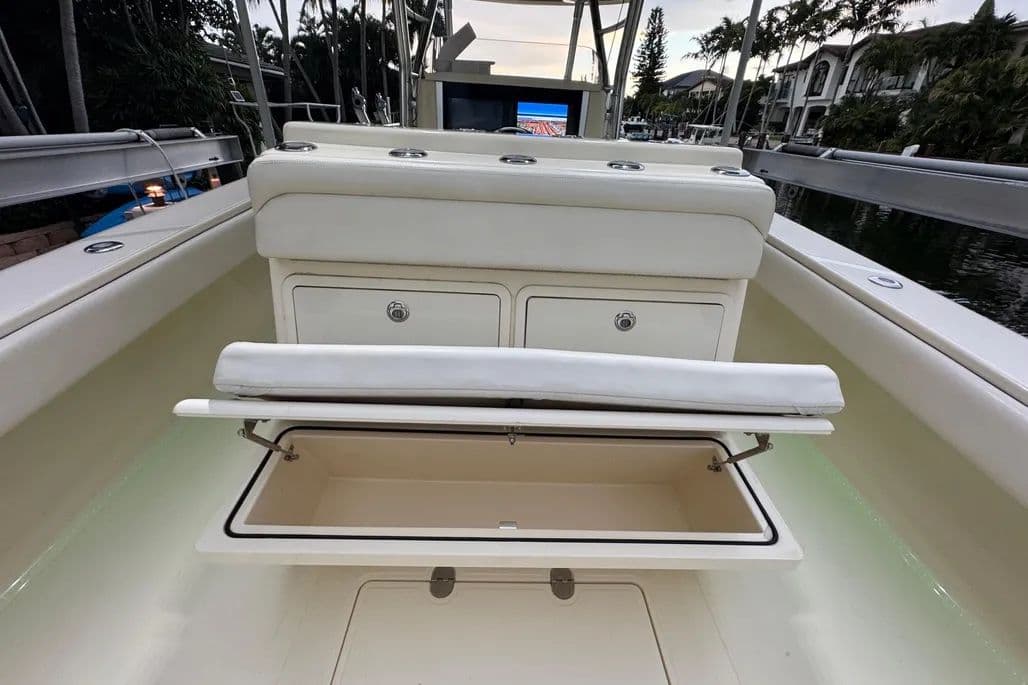 2013 Bahama 41 zum Verkauf in Lighthouse Point, Florida Center Console 2