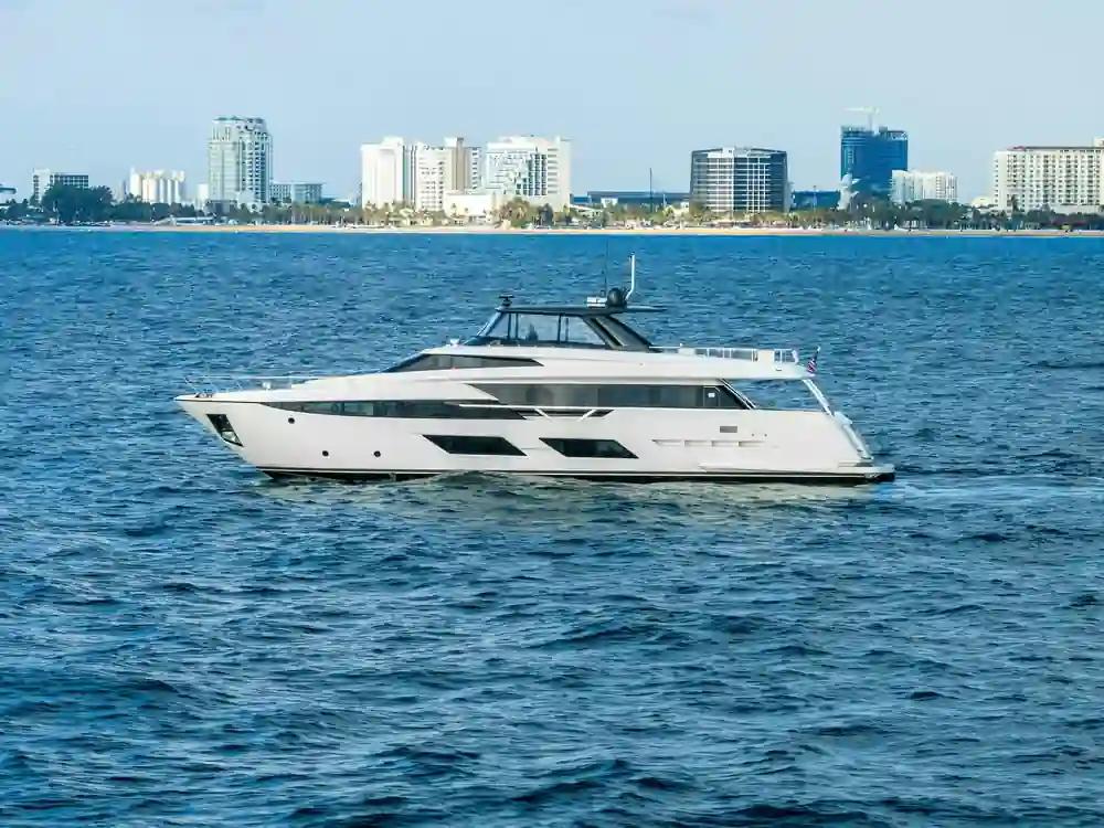 Ferretti Yachts 920 For Sale